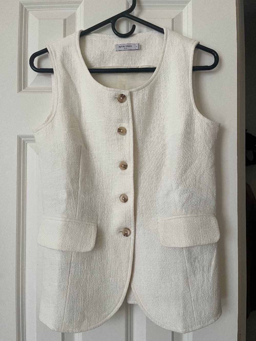 Petite Studio Ines Linen Vest in Ivory